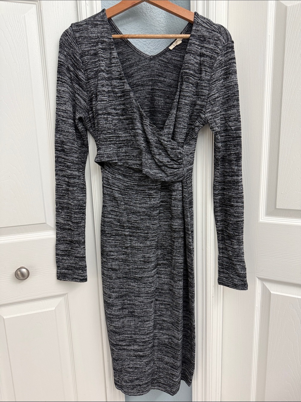 Mystree Long Sleeve Wrap-Style Knit Dress in Charcoal Gray size medium